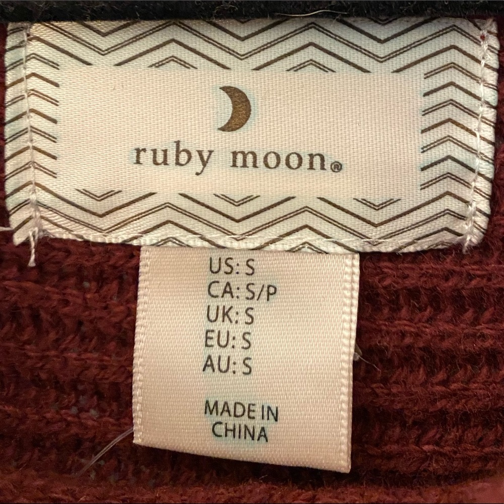 Sweater - Picture 2 of 2